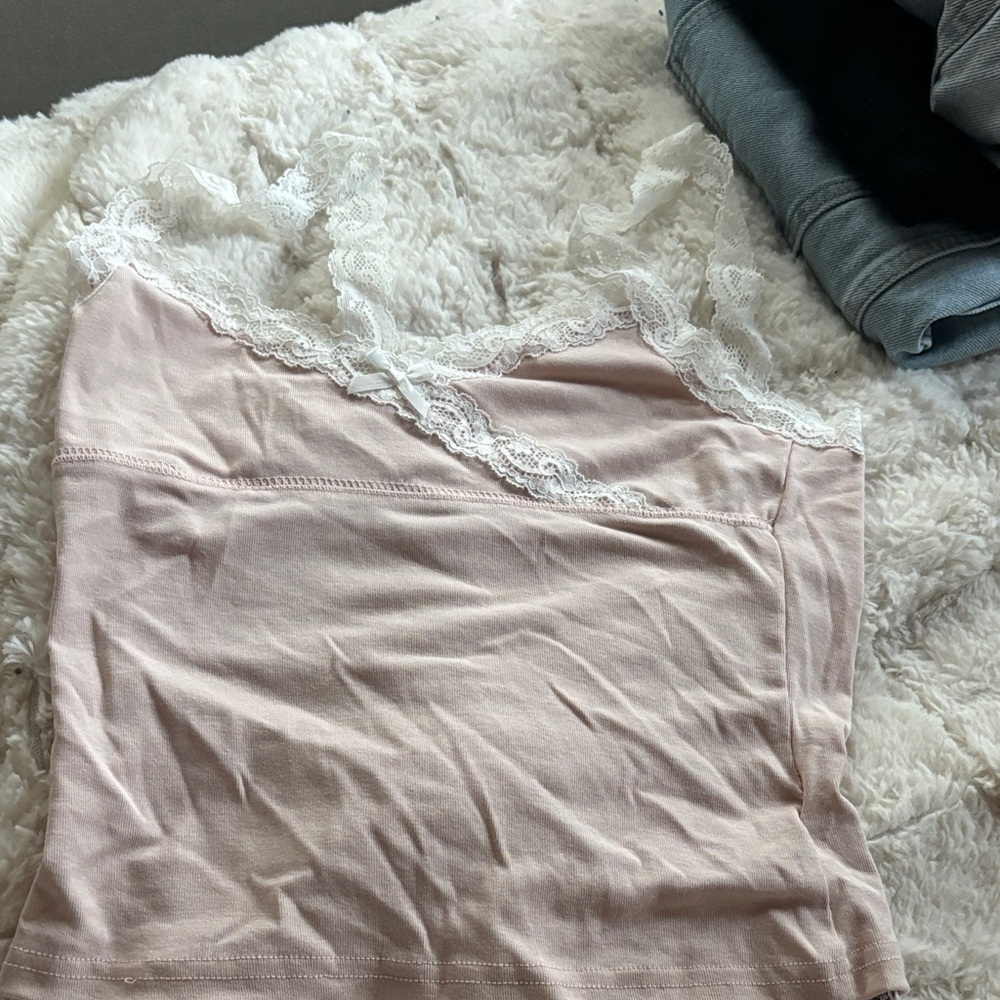 Edikted Lace Trim Pink tank top